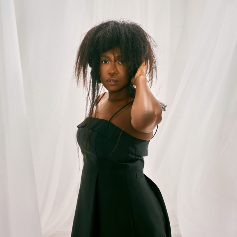 Niniola – Raining (O Du Mi)