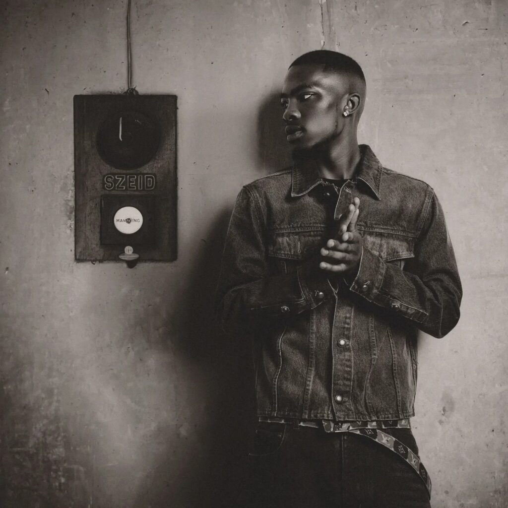 Royal MusiQ – Stimamollo Ft. Mellow & Sleazy, Focalistic & SiaTheBee
