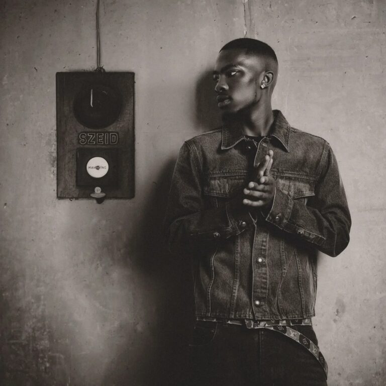 Royal MusiQ – Stimamollo Ft. Mellow & Sleazy, Focalistic & SiaTheBee